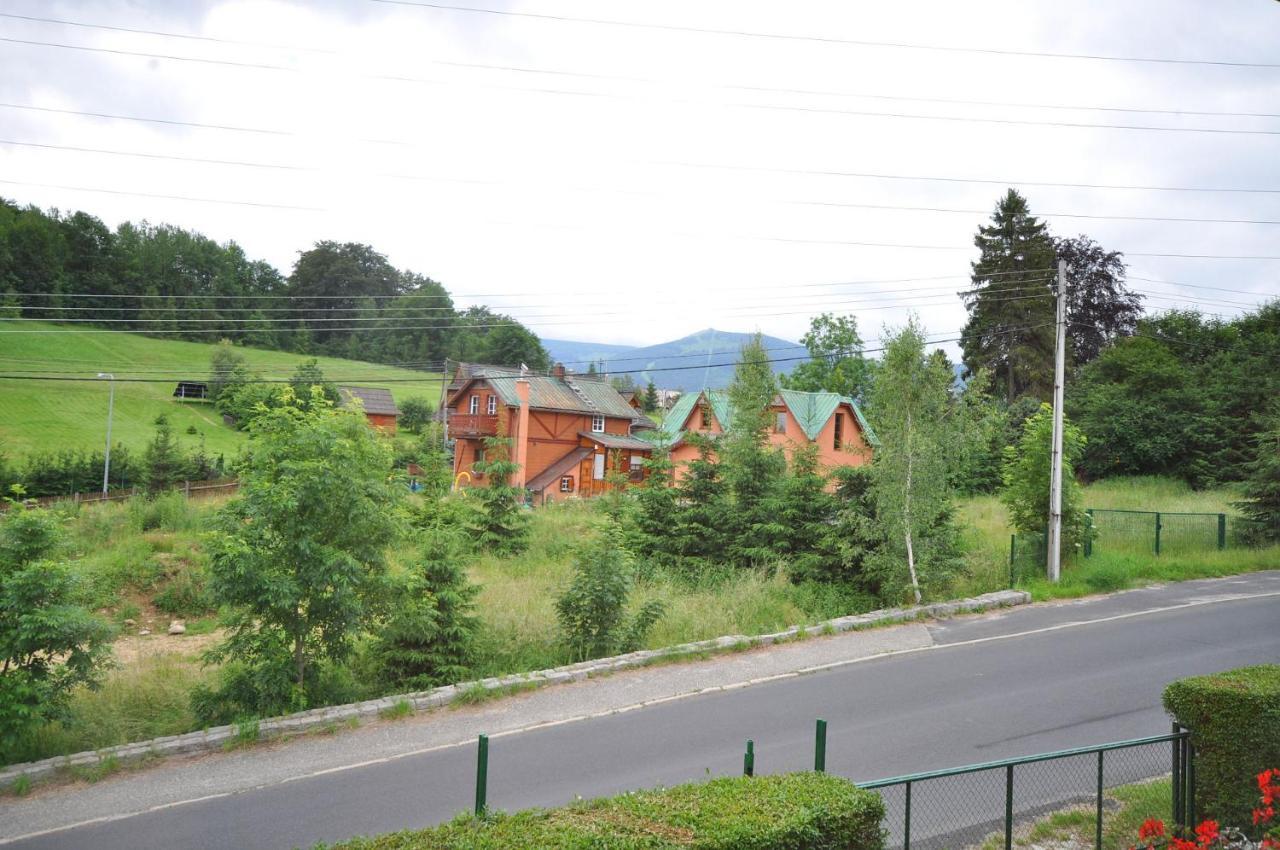 Ferienwohnung Dom Pod Wedrownym Aniolem Schreiberhau Exterior foto